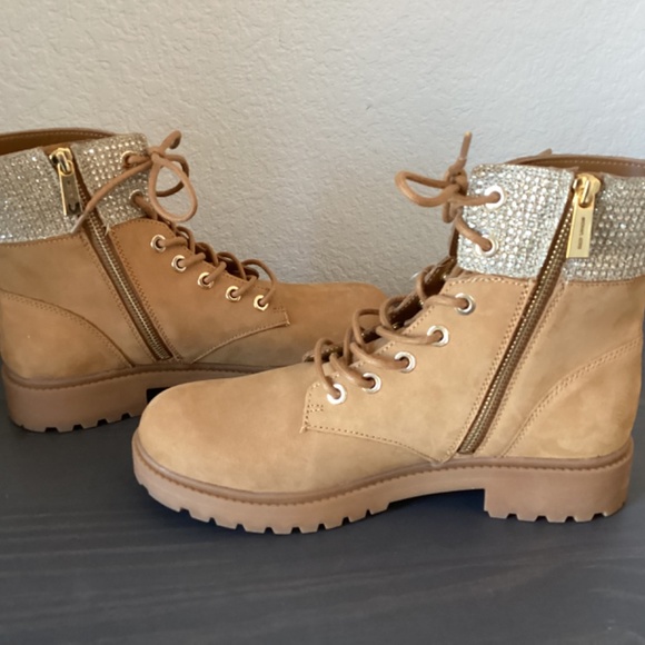 MICHAEL Michael Kors Tan and Gold Ankle Boots - Picture 11 of 11